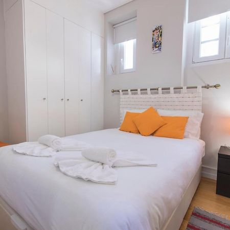 Cozy Flat In The Heart Of Alfama Apartment ลิสบอน ภายนอก รูปภาพ